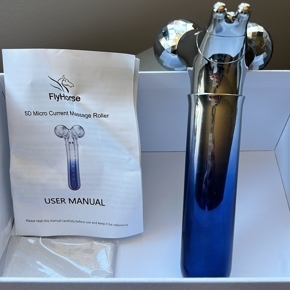 Skincare Fly horse 5D Micro Current Massage Roller $50 Tik Tok shop - Picture 5 of 7